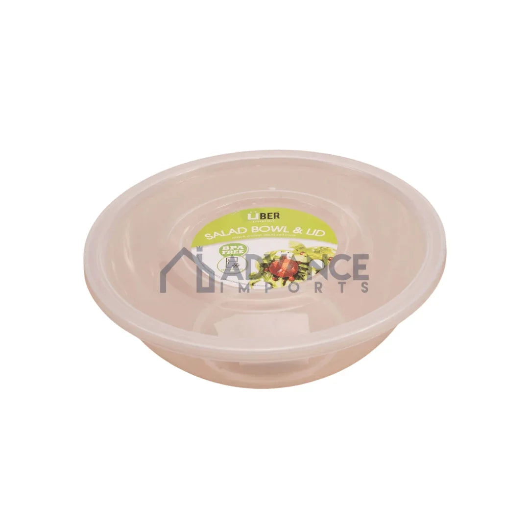 Clear plastic salad bowl with matching lid for catering and food packaging